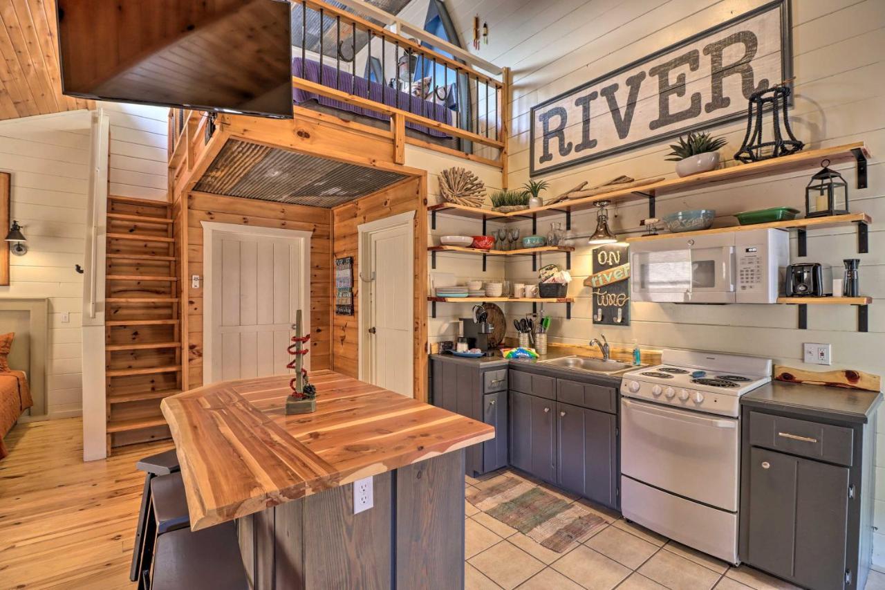 Pet-Friendly Studio With Loft And Mountain Views! エクステリア 写真