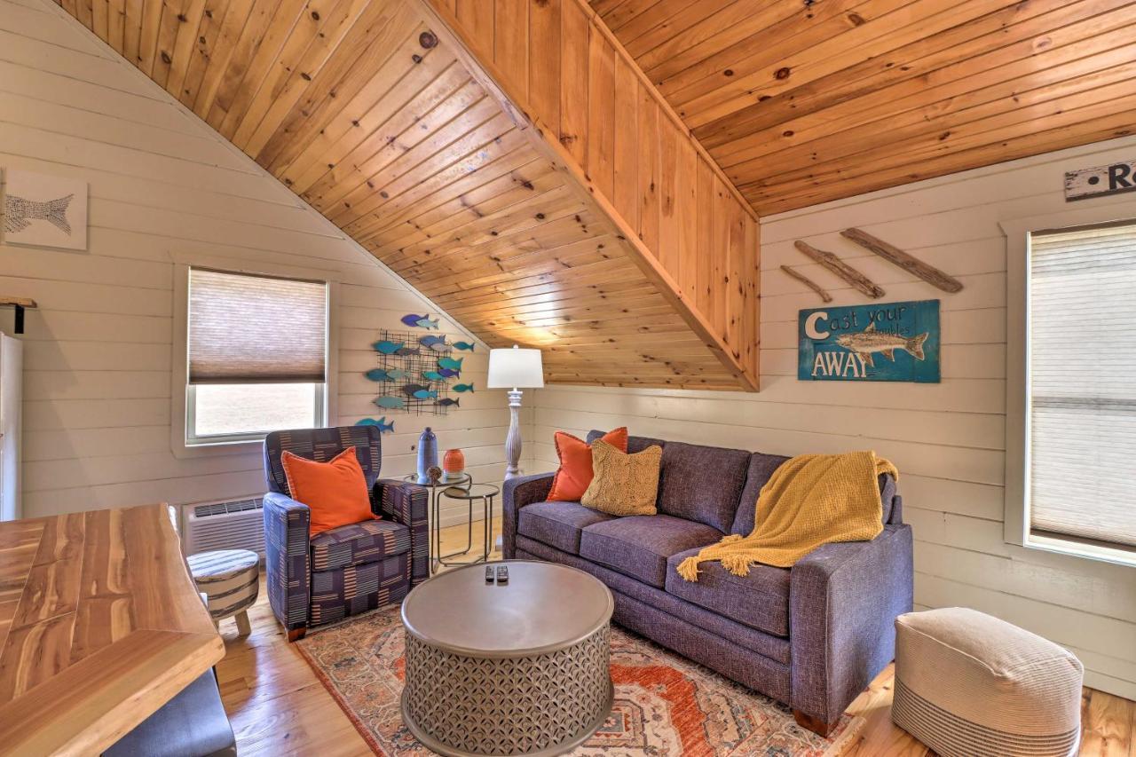Pet-Friendly Studio With Loft And Mountain Views! エクステリア 写真